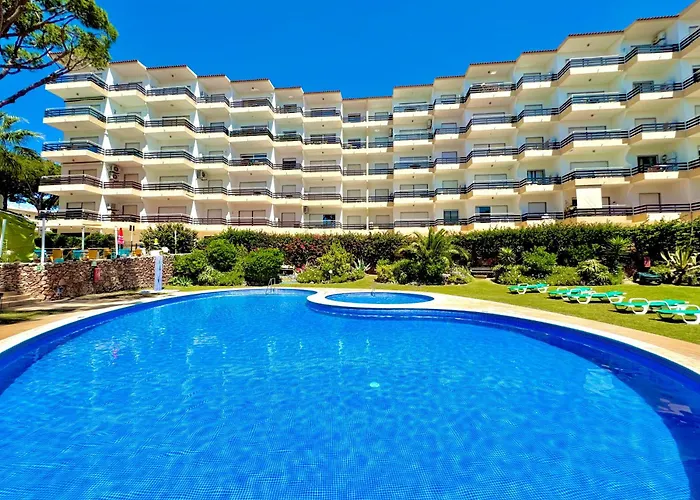 Vilamoura Palm Tree With Pool By Homing